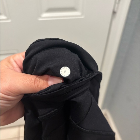 lululemon athletica Women's Black Fast & Free 7/8 Nulux 25" Leggings - Size 6 - Picture 6 of 6